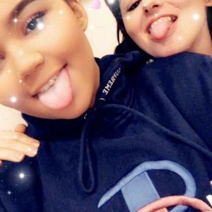 Meet your Posher, Shawlee marie